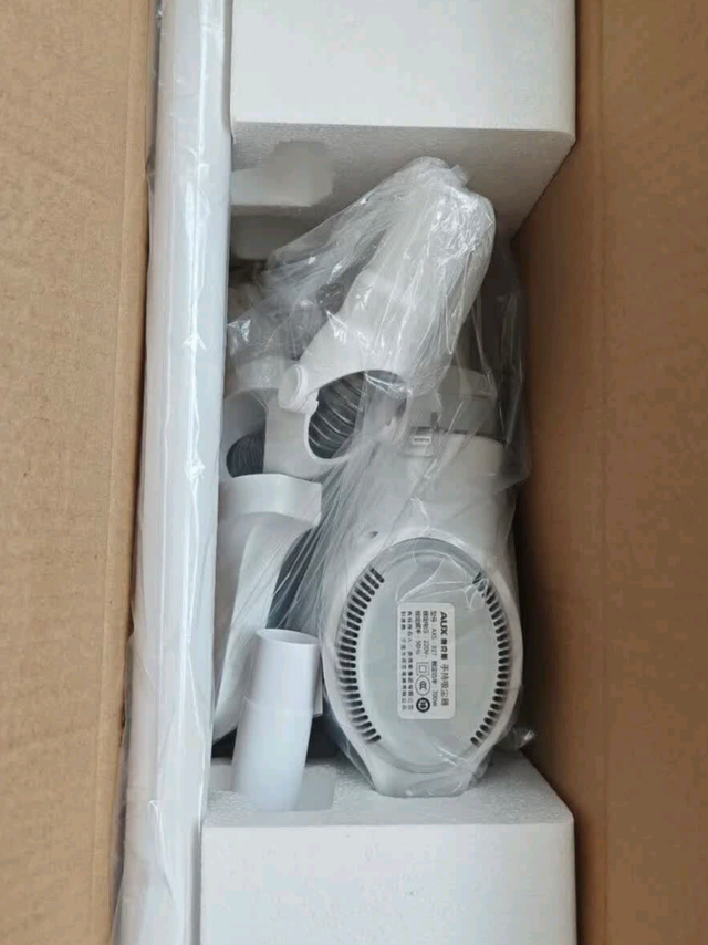 太香了！奥克斯手持吸尘器，小户型清洁神器