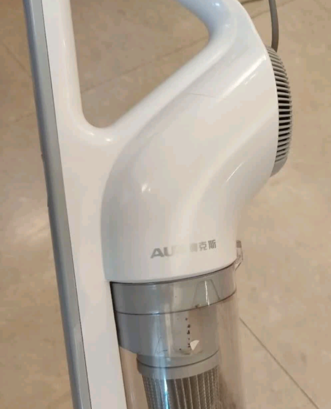 奥克斯手持式吸尘器