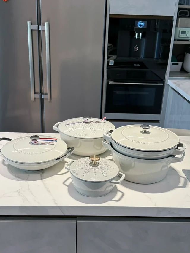 Staub珐琅锅｜最爱的松露白系列