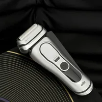 博朗9系巅峰版剃须刀：奶爸值得入手还是智商税？1000+用户真实观点大PK