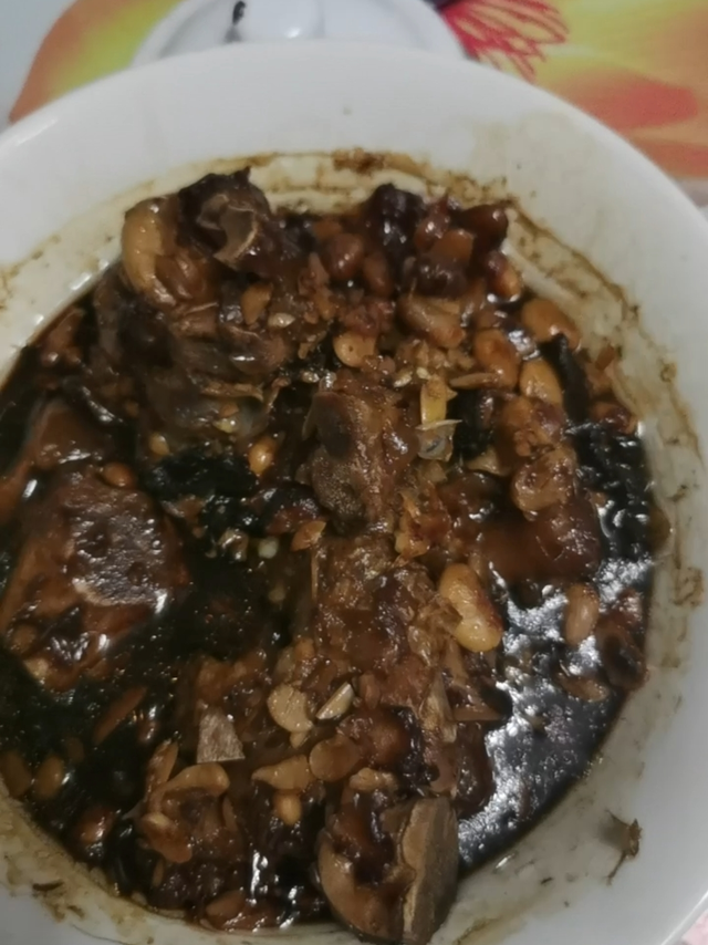 双11买的猪蹄吃了一半了
