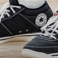 穿“板鞋”打NBA？布克这双联名款不简单