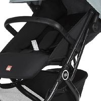 婴儿车核心功能解析：安全与便携