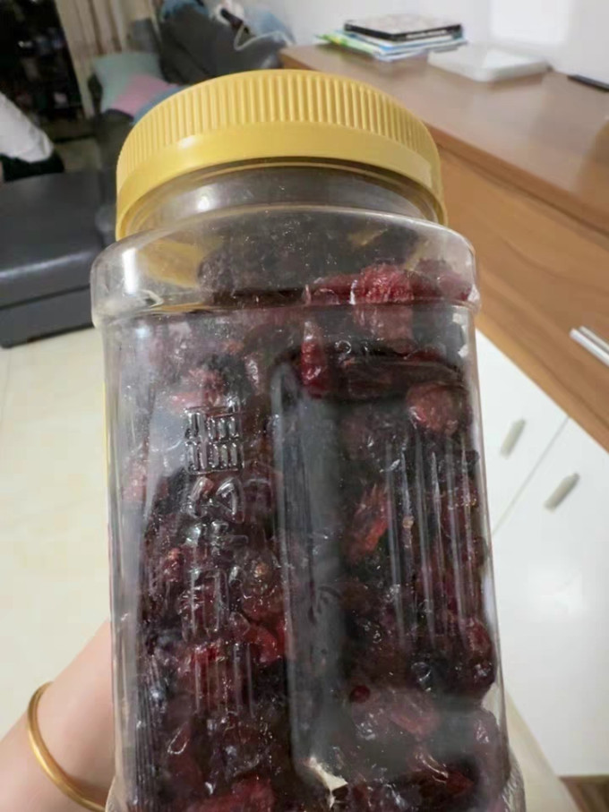三只松鼠蜜饯果脯
