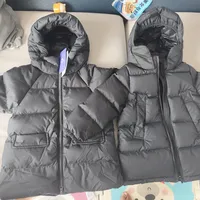 儿童羽绒服用保姆鹅绒值得买吗？30万家长真实口碑大PK