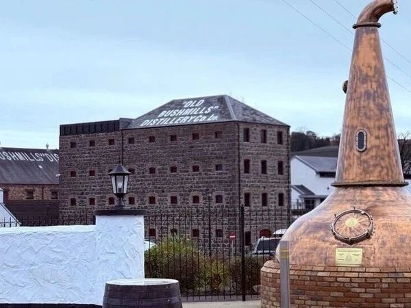 寻威之旅 · 北爱尔兰贝尔法斯特：在海风与历史中，邂逅威士忌的新生