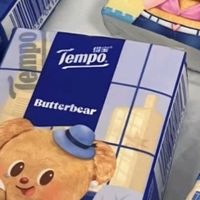 得宝雪松印花手帕纸承包日常精致感✨
