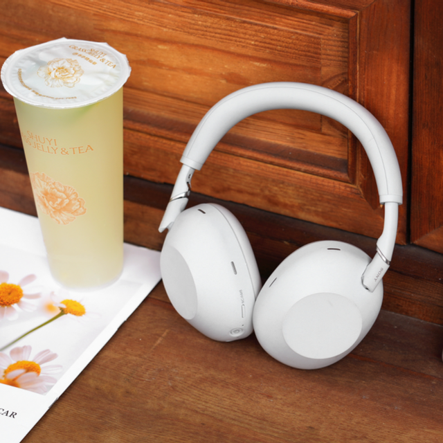 全面提升！音质与降噪性能秒杀很多蓝牙耳机！评索尼WH-1000XM6