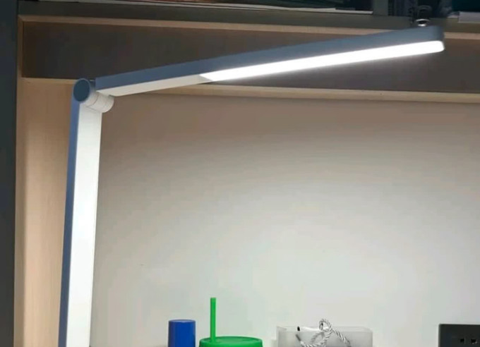 米家护眼灯