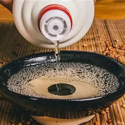 白酒圈性价比之王！这6款平价白酒，口感好还实惠，很良心