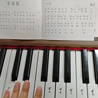 木质电子琴：适合低龄宝宝的音乐启蒙