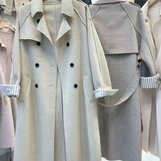 女外套