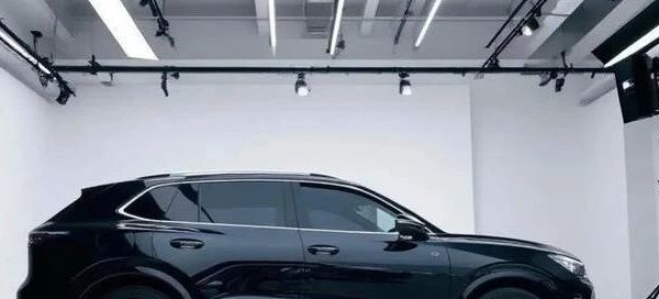 大众彻底放下“尊严”！定位中型SUV，从19.89万降到11.89万!-1