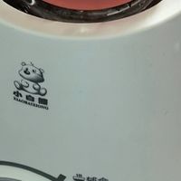 小白熊暖奶器：热风循环加热，宝宝喝奶更安心