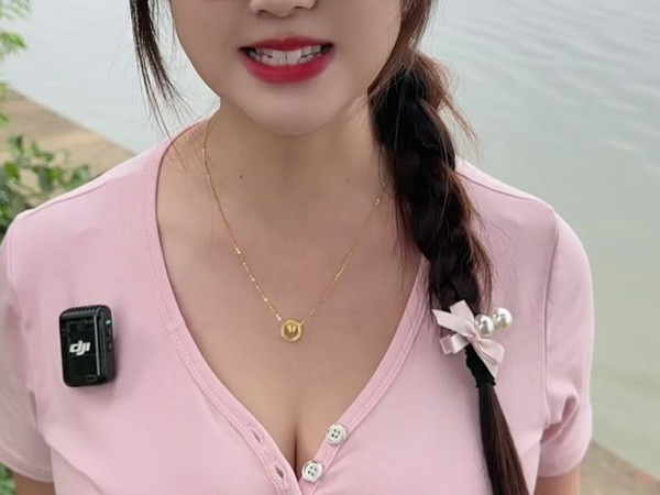 吃着自己钓的大板鲫，喝点小酒，钓鱼佬的快乐就是这么简单！