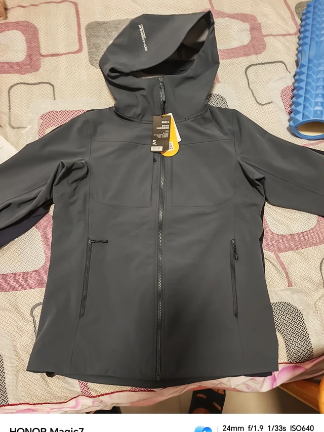 最近两个cordura软壳外套的对比