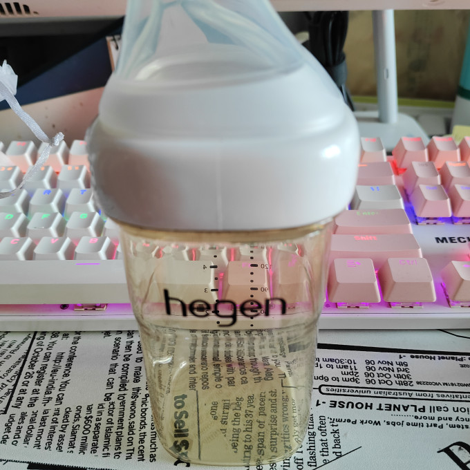 儿童保温杯