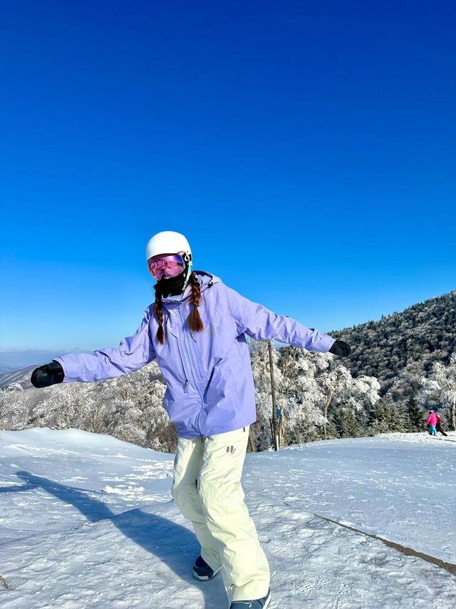 国产雪服挺香的