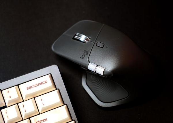 罗技MX Master 4评测：999元的办公鼠标,凭什么让老用户再掏钱?