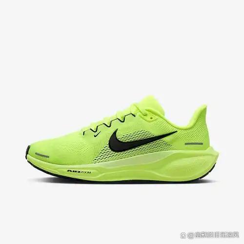 十大公认最强跑鞋：2025年口碑款覆盖全场景，宽脚、竞速、学生党都能选对