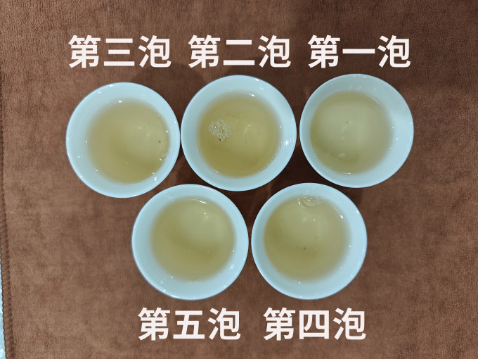 品品香白茶