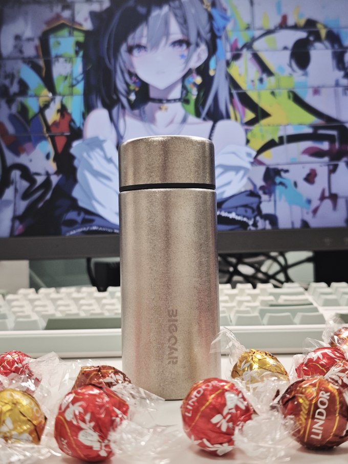大卡保温杯