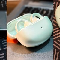 iKF月影：耳朵上的“AI翻译官”，随身携带的“私人音乐厅”。