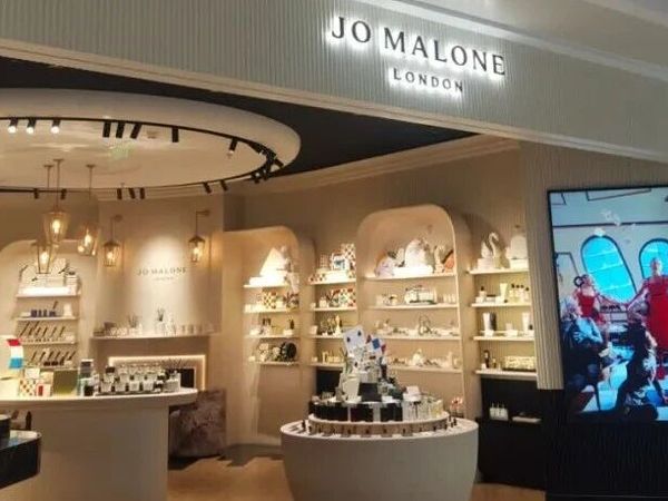 关于一只“JO MALONE LONDON”车载香薰的笑话特别多！