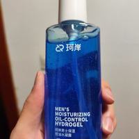 告别油光满面！华熙生物珂岸水凝露：一瓶解锁男士清爽肌密