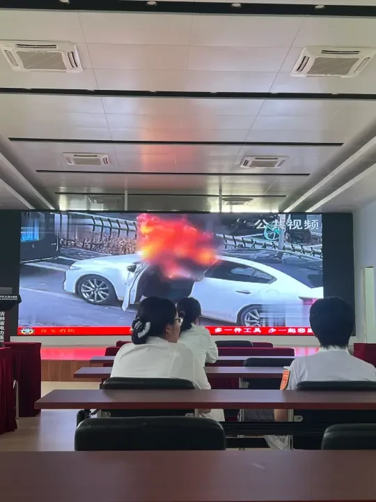 怎么选灭火器
