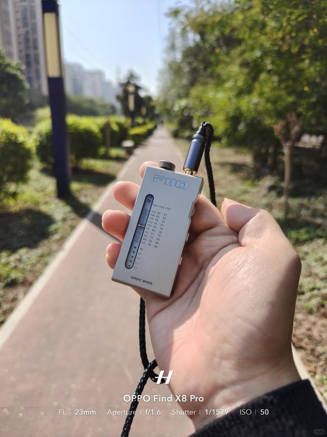 飞傲RR11收音机内测报告。