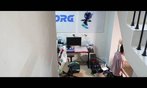 DRG战队专业装备！迪锐克斯电竞椅燃擎上市🥳坐镇战场，你的每一局操作都值得“椅”靠🥳电动双核操控！靠背0-135° 一键电动调节，坐的稳如泰山！腰部支撑分区电动升降：顶腰位置自由定制，久坐不累的秘密武