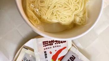 白象武汉热干面：一碗非油炸的江城烟火，冲泡即享的正宗风味