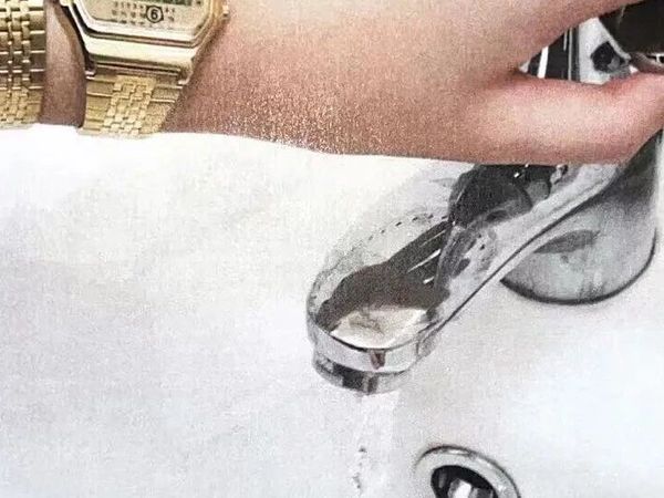 MM6 x Timex推出全新2025秋冬联名系列