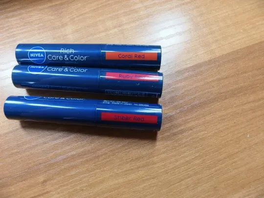 日本NIVEA妮维雅高保湿有色润唇膏