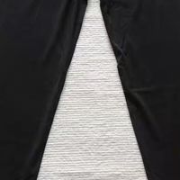 穿在身上完全不闷热，薄款设计，春秋穿刚刚好！