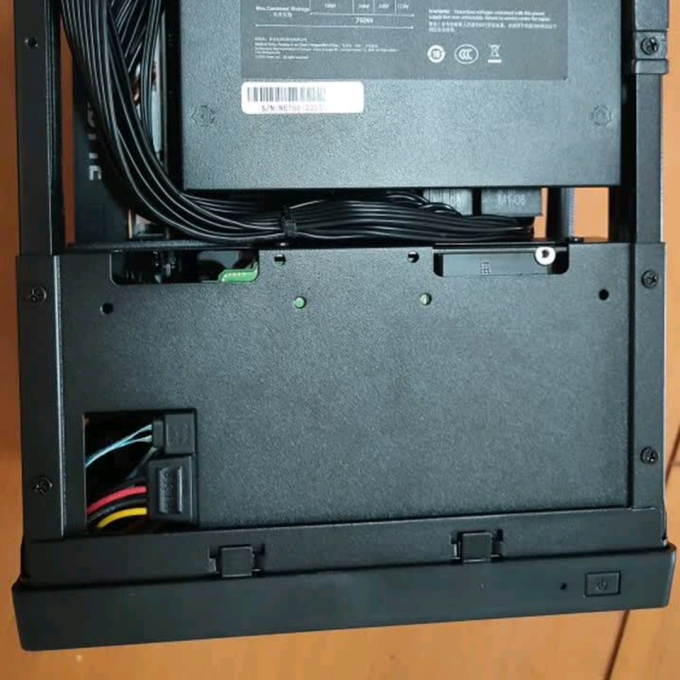 机箱
