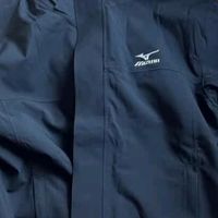 美津浓三合一冲锋衣：多功能防护