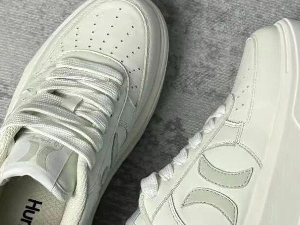 当月亮住进鞋里，每一步都踏碎星光 ——Hurley 月亮鞋，重新定义潮酷行走