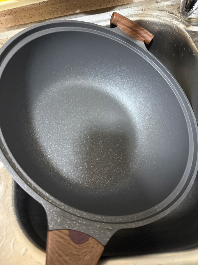 烹饪锅具