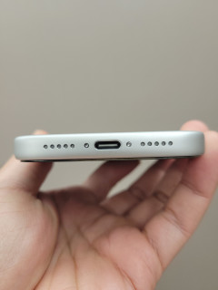 9千多入手17pro银色512GB，这代17pro质感真不错，但系统就……