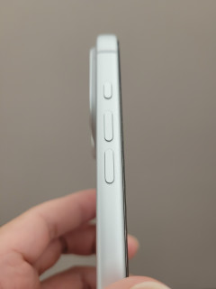 9千多入手17pro银色512GB，这代17pro质感真不错，但系统就……