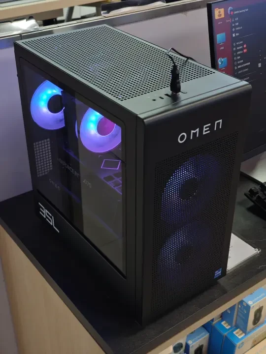 2025款暗影精灵11 35L台式机真实体验