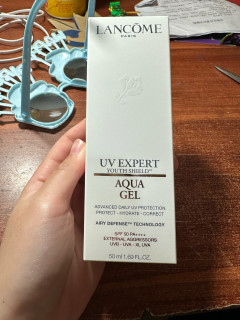 兰蔻防晒SPF50+ PA++++，轻薄不搓泥