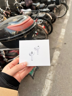地铁秒变歌剧院！Apple AirPods Pro3用空间音频偷走你的耳朵