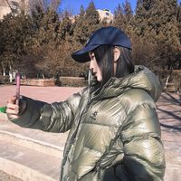 怕冷人的救星🌟这件凯乐石暗泉绿配色太高级了