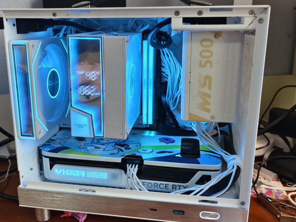 ITX小钢炮 闪鳞G200装机