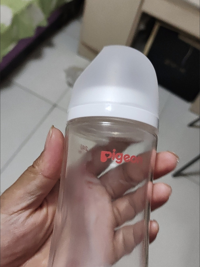 双十一母婴必囤！贝亲3代玻璃奶瓶闭眼冲