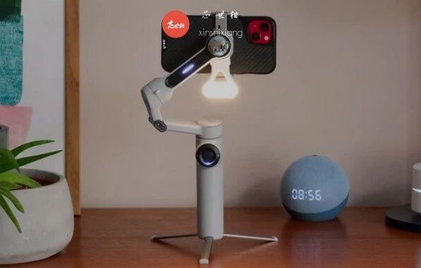 拆解报告：影石Insta360自动追踪手持云台Flow 2 Pro
