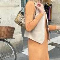 衬衫穿搭，散发别样魅力